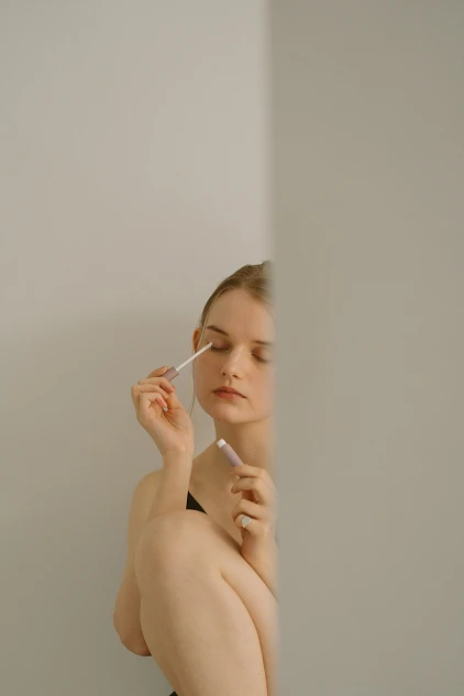 先端科学が、私のまつ毛を強くする 再生医療の技術を応用した、次世代まつ毛美容液